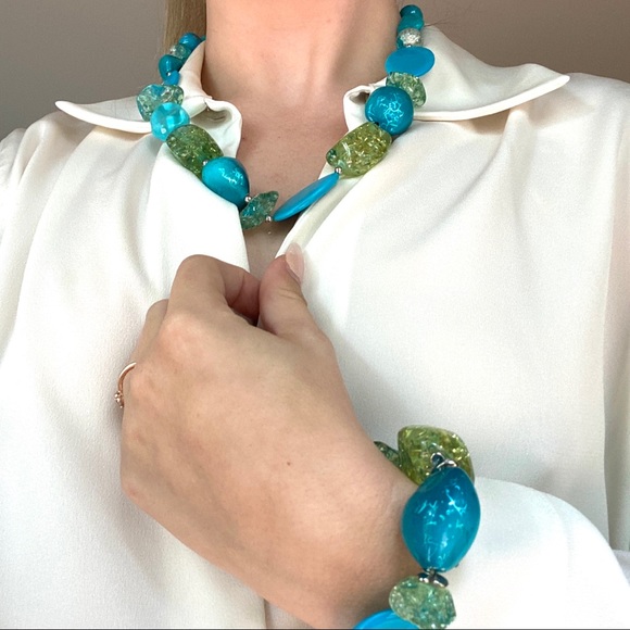 3-Piece Turquoise Statement Gem Beaded Jewelry Set - Picture 4 of 14